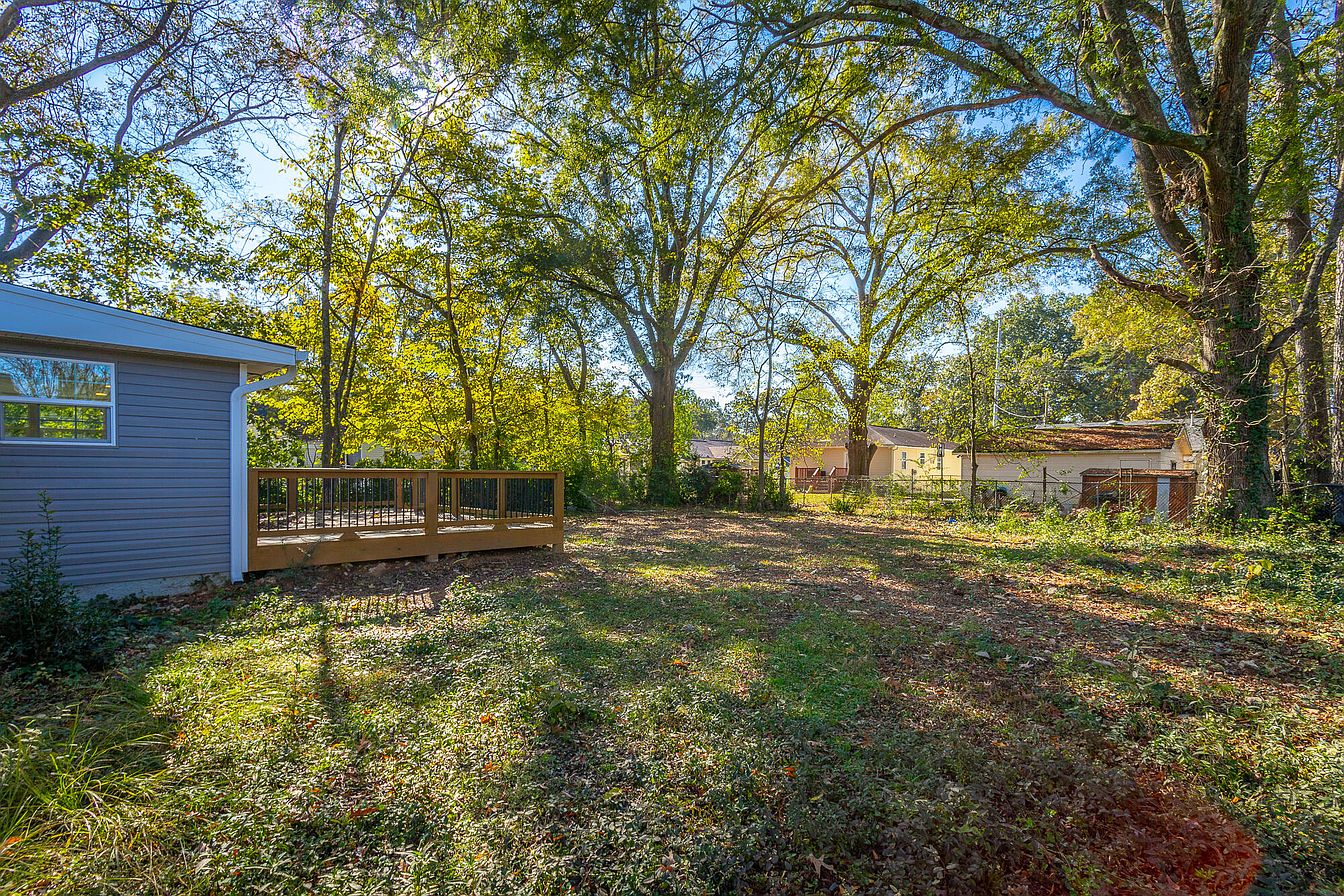 carousel photo #39 (MLS)