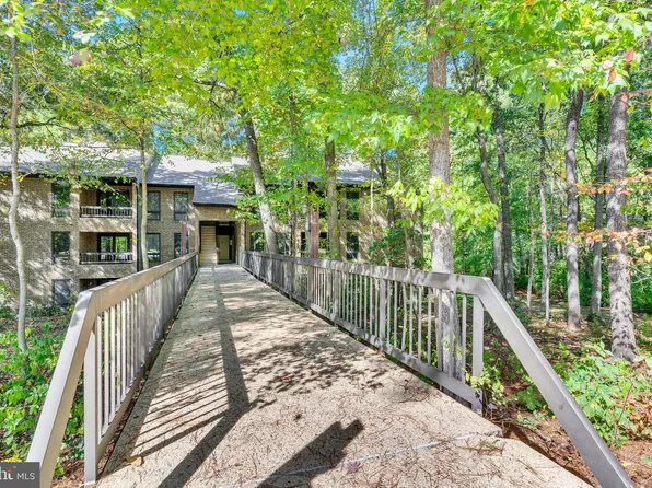 23313 Sugar Maple Ct #828-4C, California, MD 20619