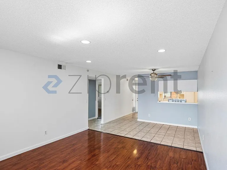3272 Shadow Park Pl — Photo 7