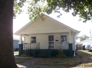 1905 Shelby Ave, Mattoon, IL 61938