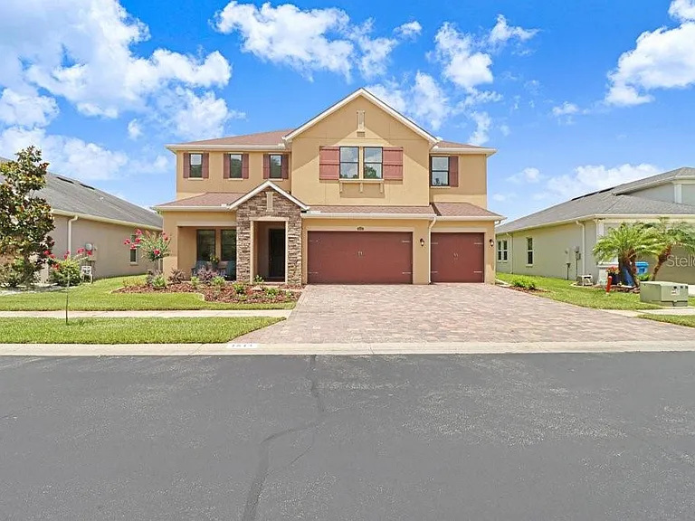 1843 Whitewillow Dr — Photo 13
