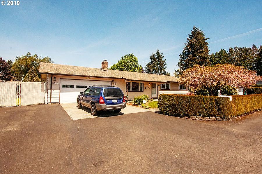 1st image of 9310 NE 95th St