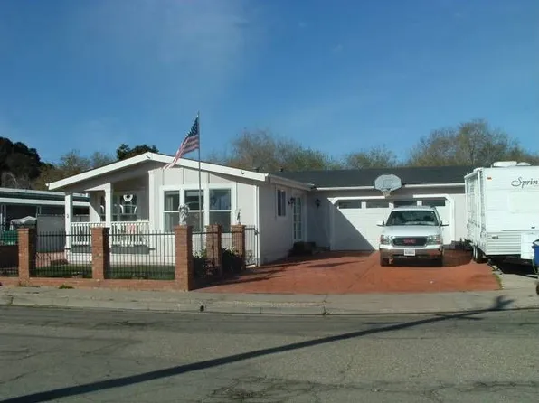 2 Owens Ct, Grover Beach, CA 93433