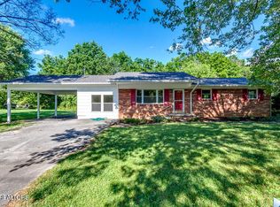 8010 Bishop Rd, Powell, TN 37849