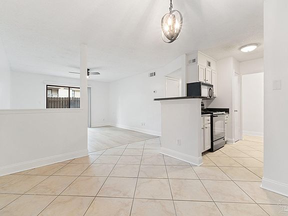 4th image of 2201 Scenic Hwy APT K3
