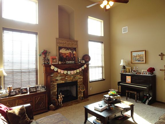 5th image of 9304 SW 30th Pl
