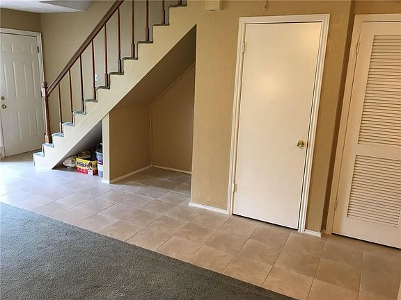 4th image of 1804 E Northgate Dr APT C