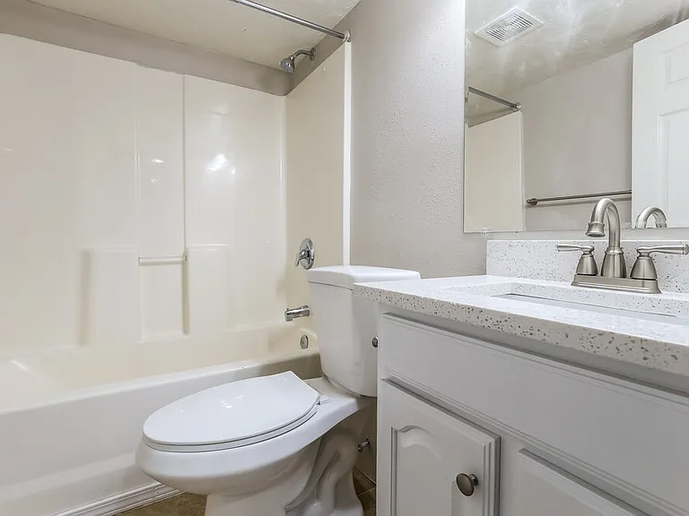 1116 N Mustang Ln — Photo 11