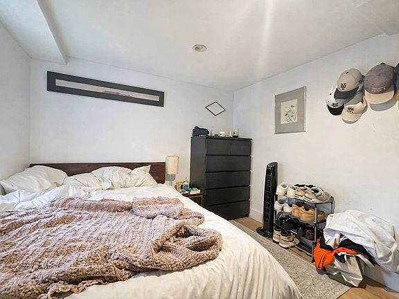 5th image of 445 Meeker Ave #1L