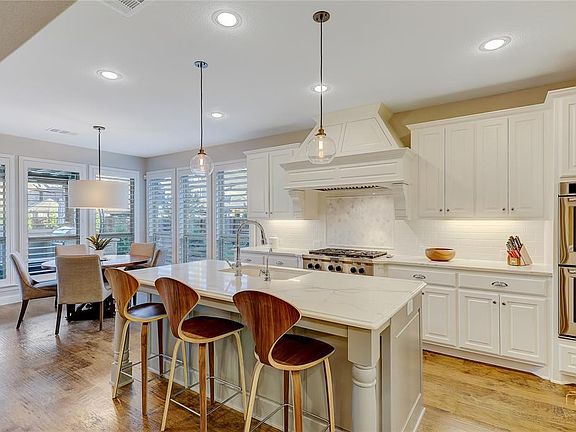 4th image of 2913 Montreaux Ct