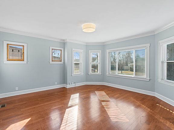 4th image of 1435 Suffolk Ave