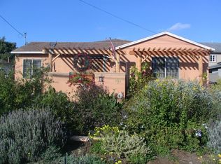 685 W 3rd St, Tustin, CA 92780