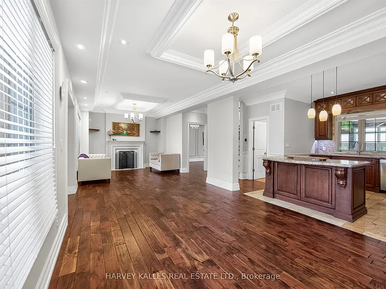 17 Lockheed Blvd — Photo 8