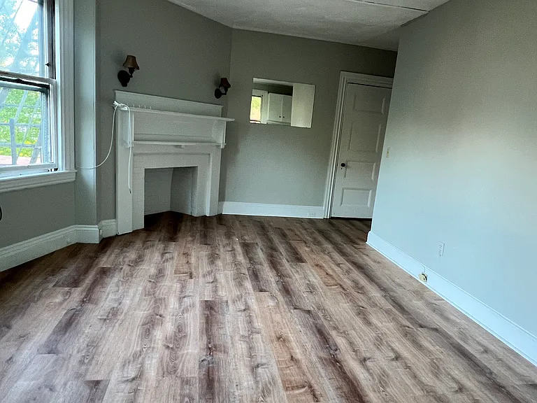 83 Englewood Ave #7 — Photo 4