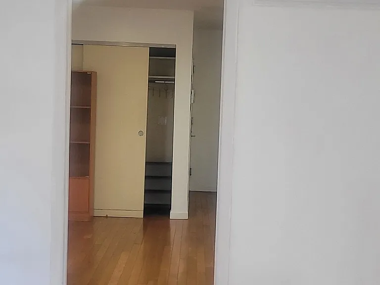 766 41st St #3D — Photo 13