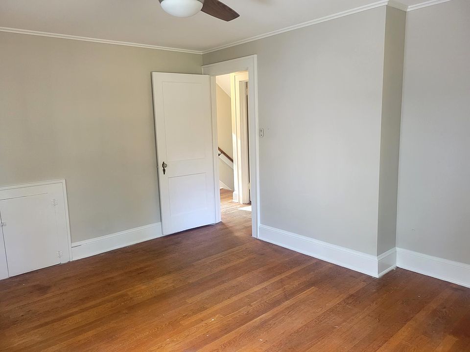 1st image of 905 Evergreen Ave