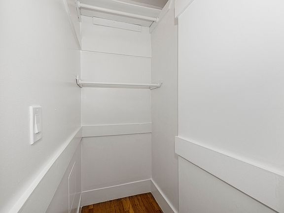 5th image of 1060 Pine St APT 9