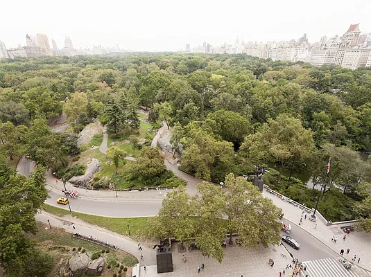 Rented by NY NY Condo, Inc | media 46