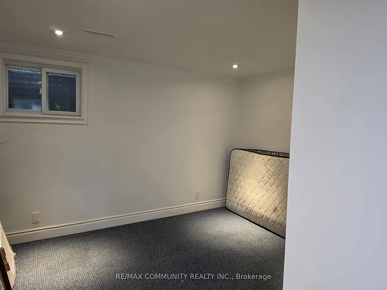 792 Tatra Dr — Photo 8