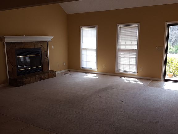 2nd image of 1139 Lower Union Hill Rd