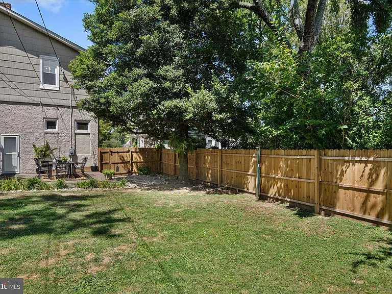 158 Lafayette Rd — Photo 29