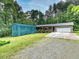 562 New Hope Club Rd, Ellijay, GA 30540