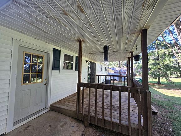 2nd image of 385 Clifty Village Ln