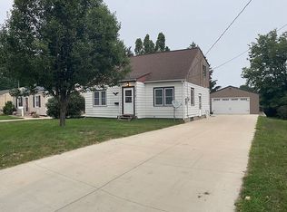 1019 Amherst Ave, Waterloo, IA 50702