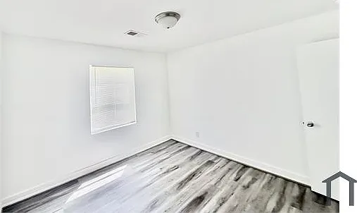 1738 Creekway Ave SW — Photo 7