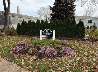 16 Glen Keith Rd #L, Glen Cove, NY 11542