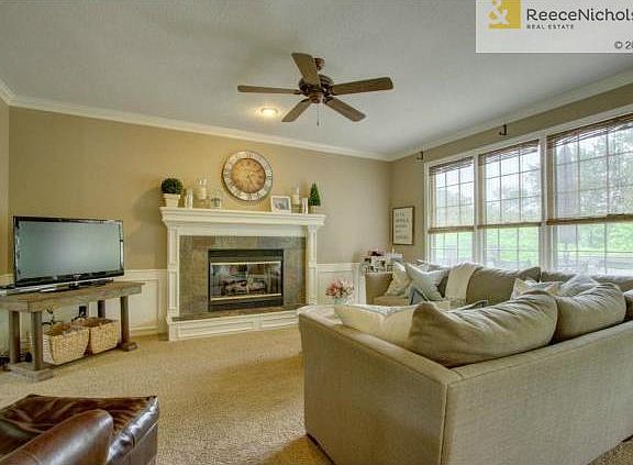 4th image of 12745 Bond St