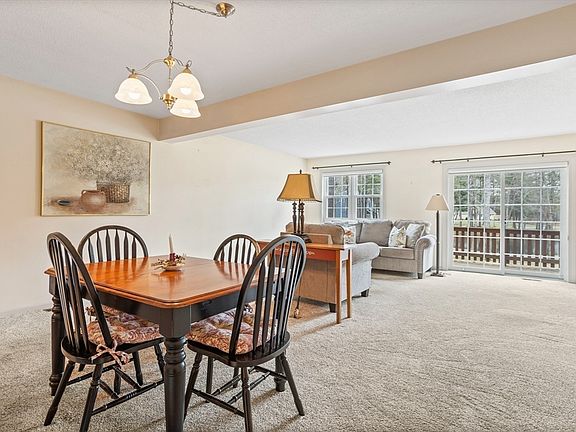 4th image of 52 Heritage Dr #52