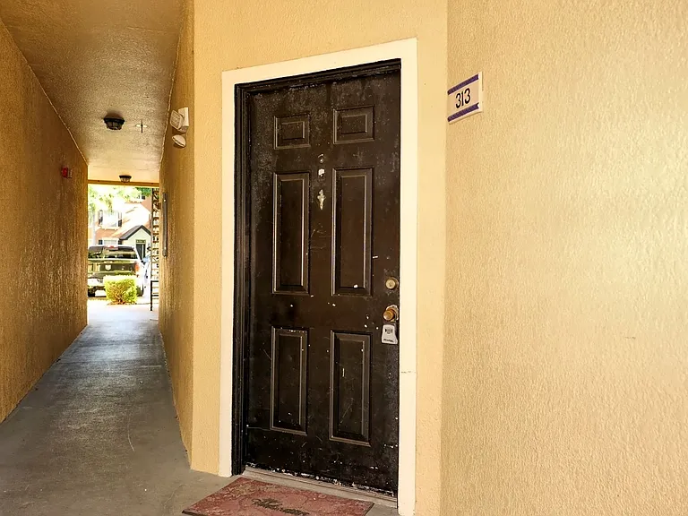 6071 Westgate Dr #313 — Photo 20