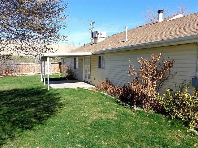4106 S Parker Dr — Photo 9