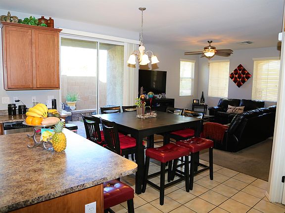 4th image of 1733 S Chatsworth