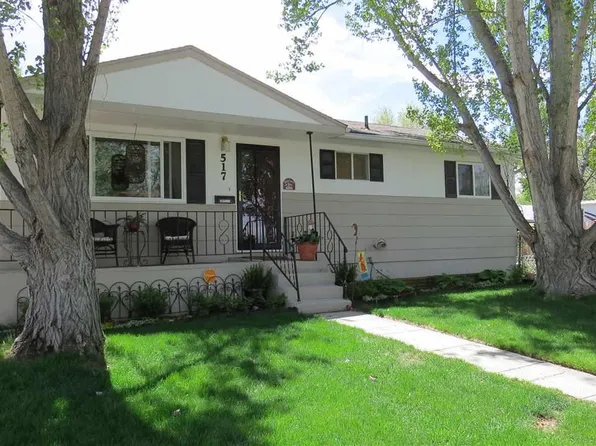517 Elk Dr, Riverton, WY 82501