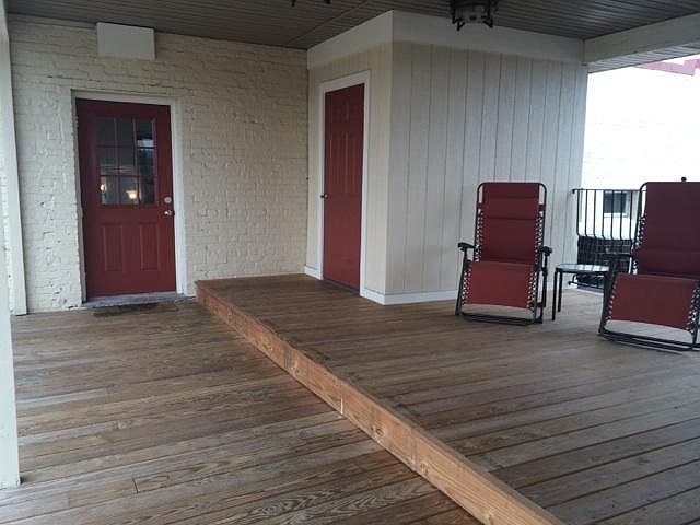 2nd image of 555 E Main St APT 206