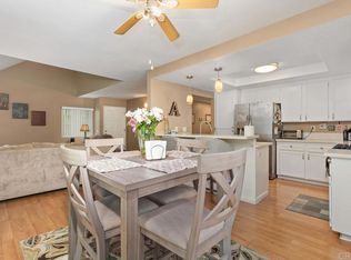 325 N Melrose Dr UNIT A, Vista, CA 92083