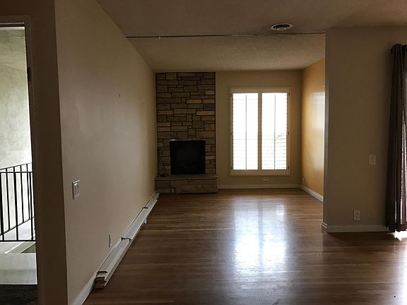 3rd image of 4353 Colfax Ave Unit 10
