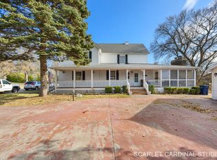 27 E Jackson St, Villa Park, IL