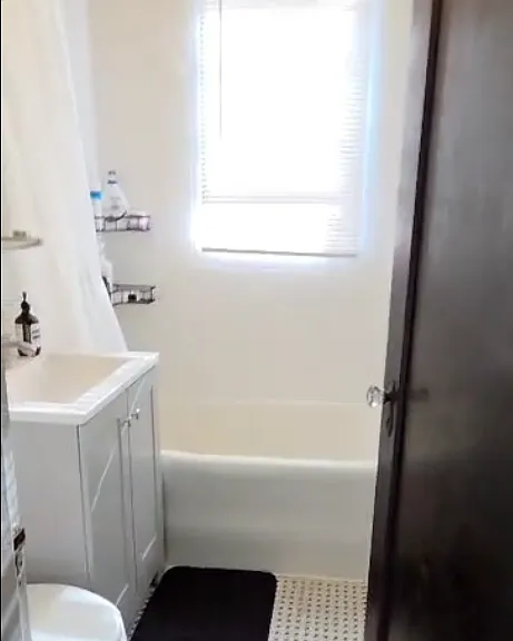 426 Pleasant St #20 — Photo 12