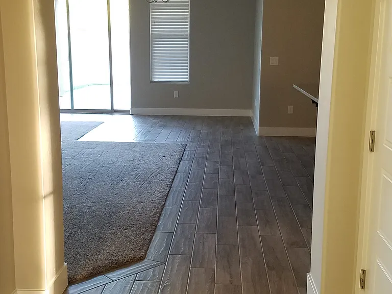 378 N Highland Pkwy — Photo 7