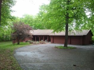 7011 Halstead Dr, Mound, MN 55364