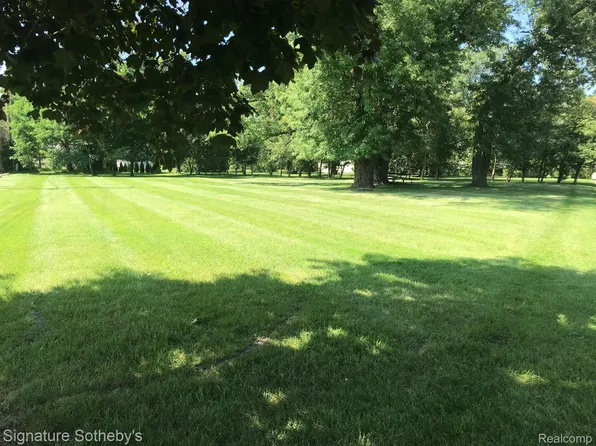 0 Lake Way, Farmington, MI 48336