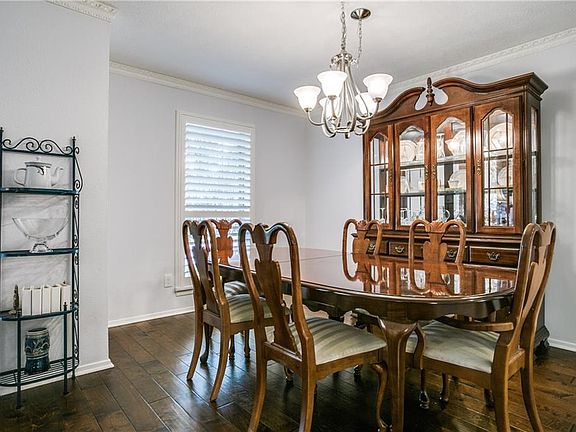 4th image of 6633 Kingshollow Ct