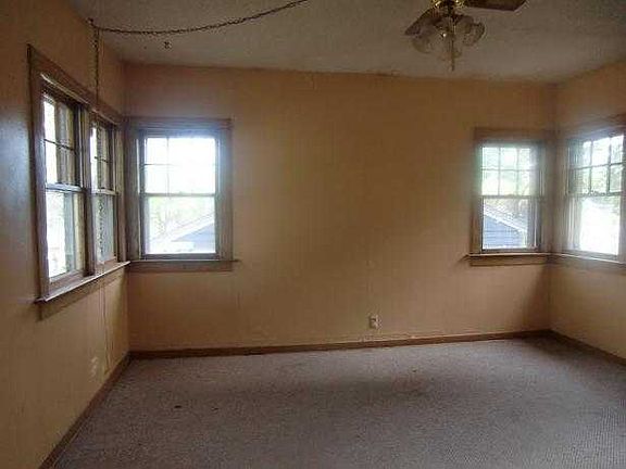 5th image of 2037 S Cleveland St