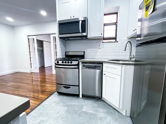 Rented by Voro New York | media 77