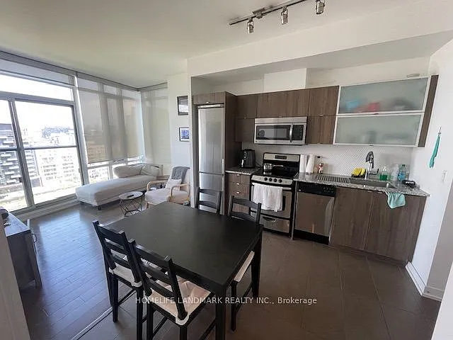 170 Fort York Blvd #1403 — Photo 9