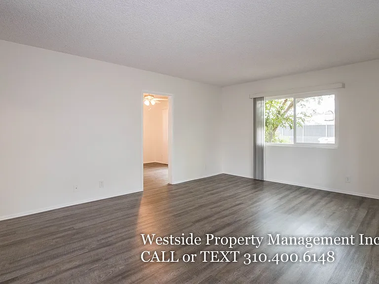 1644 Electric Ave #1 — Photo 2