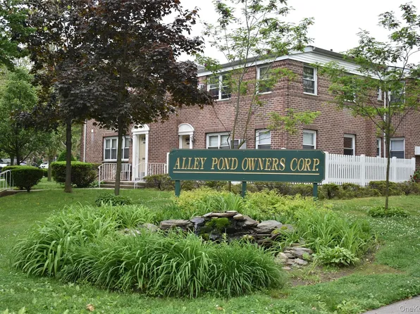 224-07 Kingsbury Avenue #B, Bayside, NY 11364